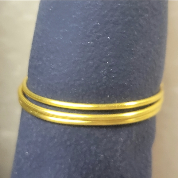 Gold and Natural Green Aventurine Stone Ring - Picture 7 of 7